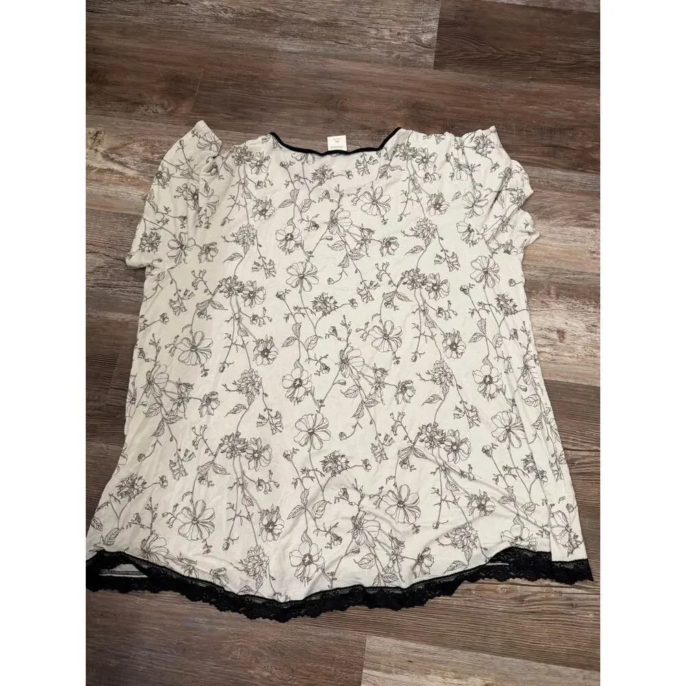 Soma short sleeve/capri leg flower lace cool pajama set white black sz XXL EUC